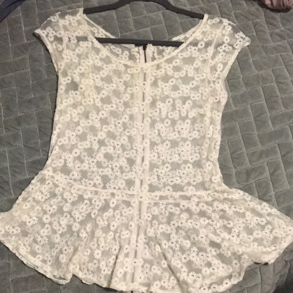 American Eagle Top, white floral lace top, size S